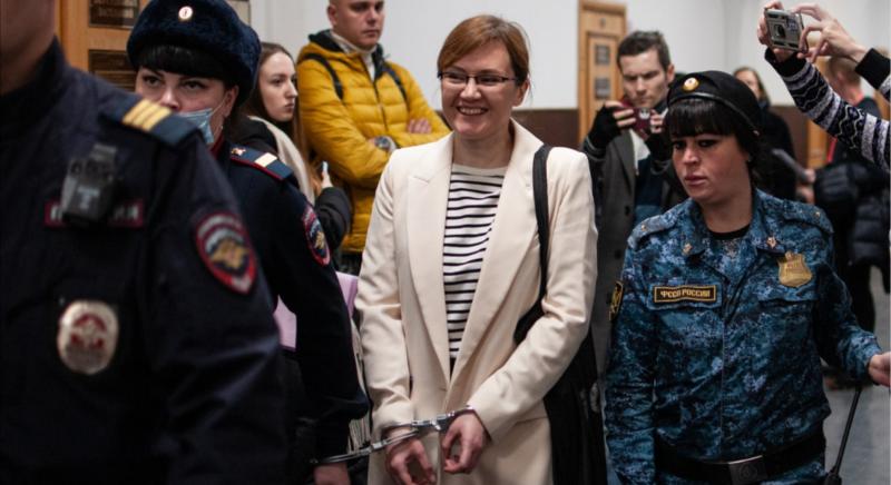 Nem tudni, hol van Navalnij bebörtönzött munkatársa, Lilija Csanyiseva