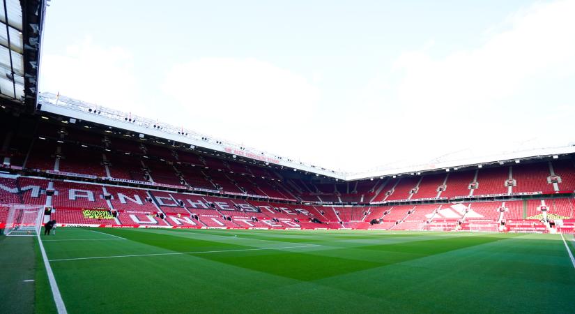 Százezres stadiont építene a Manchester United