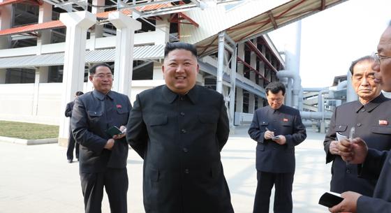 Kim Dzsongun a lányát szemelhette ki utódjául – állítja a Dél-koreai hírszerzés