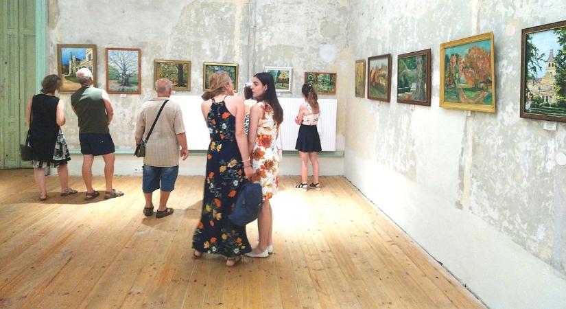 Képzőművészeti kiállítás nyílt a szabadkígyósi kastélyban
