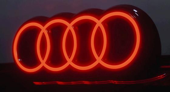 Most először világít a négy karika: már csak villannyal támad az új Audi A6