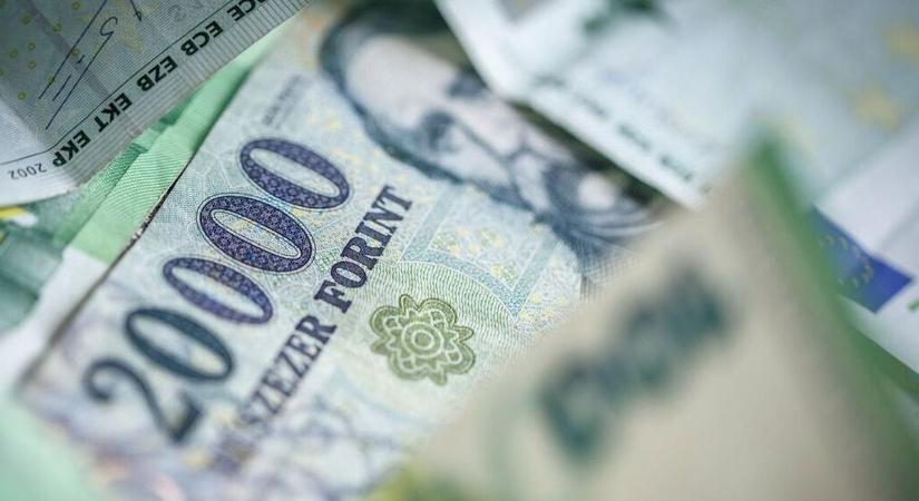 Fellélegezhetnek a magyarok: sokkal több pénz marad a pénztárcánkban