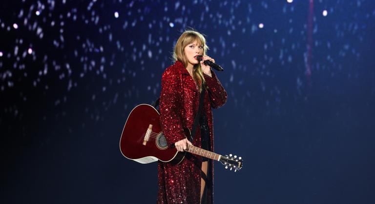 Taylor Swift is megszólalt, miután a nevével fémjelzett rendezvényen gyerekeket késeltek halálra