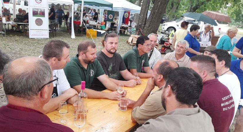 Borászok, vadászok és halászok gyűltek össze Enyingen