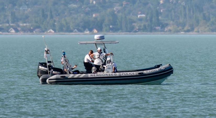 Két embert mentettek ki a Velencei-tóból a vizirendőrök