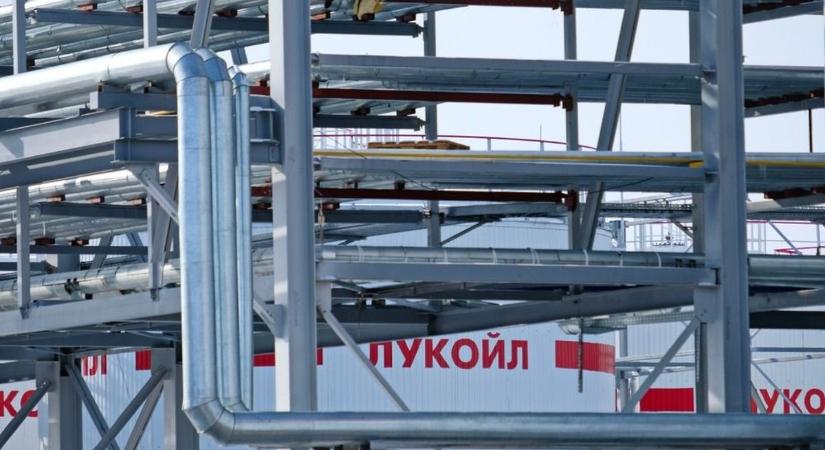Ukrajna hajlandó az orosz olajtranzitról tárgyalni, de csak az EU-val