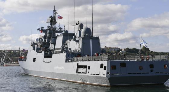 Hadgyakorlatot tartott az orosz és az indiai haditengerészet a Finn-öbölben