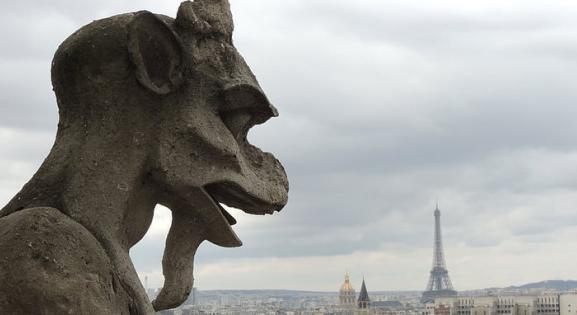 8 klasszikus regény, ami Párizsban játszódik