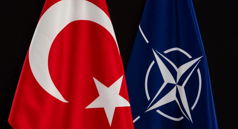 Izrael kizáratná Törökországot a NATO-ból