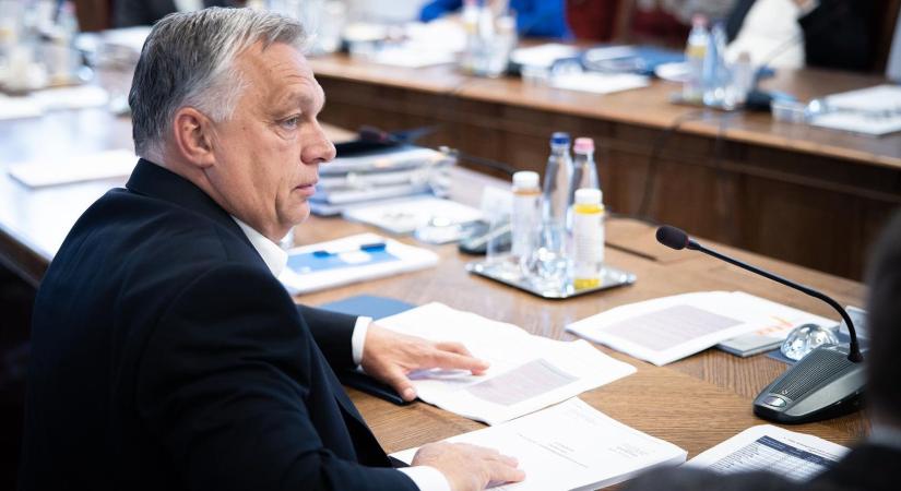 Júliustól nagyot nőtt Orbán Viktor és a miniszterek fizetése is