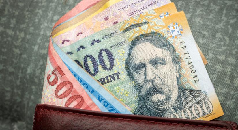 Közel a megállapodás a minimálbérről: ekkora összegre lehet számítani Magyarországon