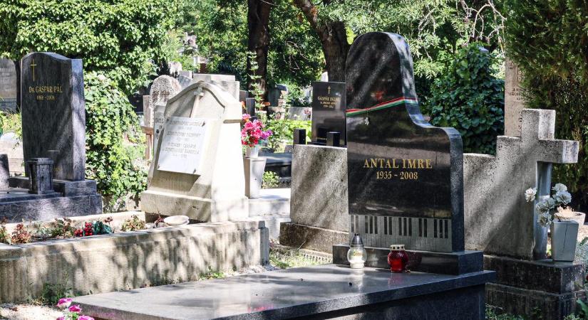 Ma lenne 89 éves Antal Imre: így néz ki most a sírja – fotók