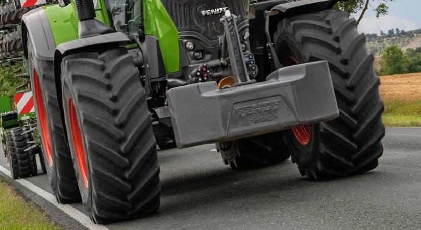 Kémfotón az új Fendt traktor: érkezik a 800 Vario új generációja?