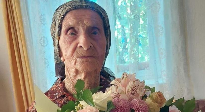 101 éves Ancika néni, Kerecsend legidősebb lakosa