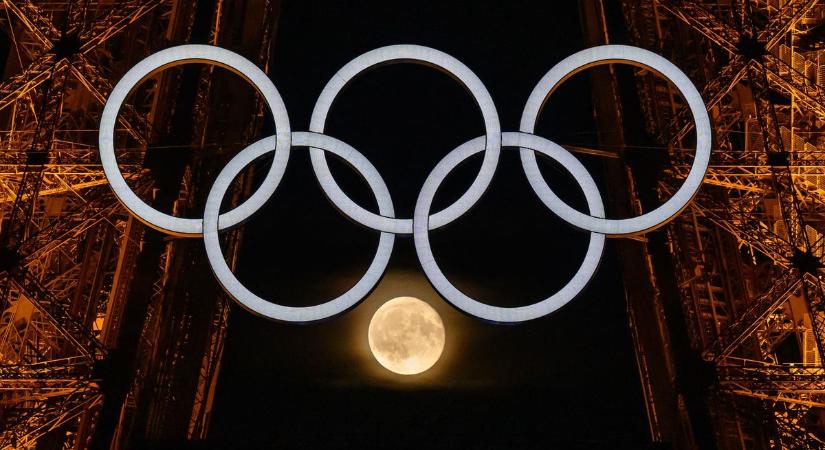 Kiderült: ezért harapnak rá az olimpiai dobogósok a megnyert éremre