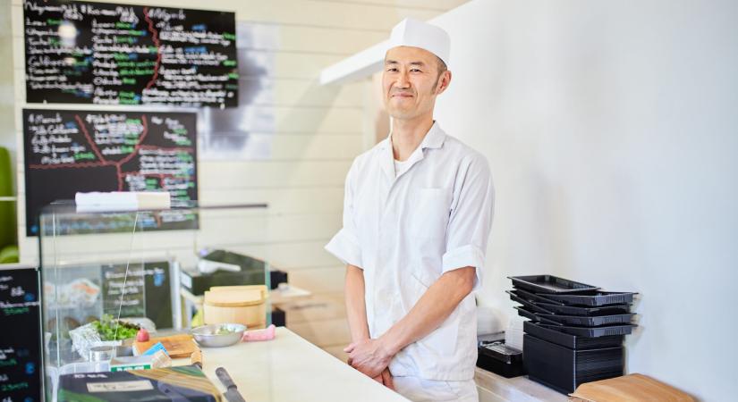 Bakancs és léc helyett gyömbér és wasabi: egy japán exversenysíző sushizójában jártunk