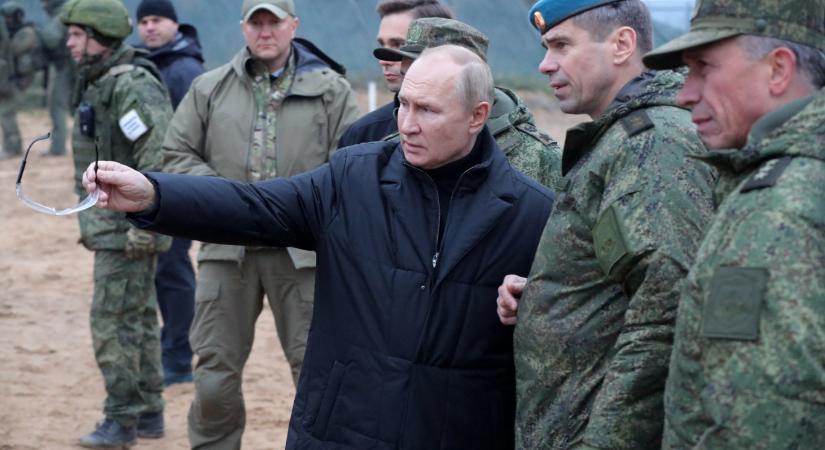Putyin megduplázta az egyszeri juttatást, amit az ukrán frontra jelentkezők kapnak