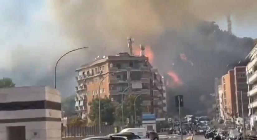 Hatalmas tűz van Róma belvárosában, felfüggesztették a Rai adását