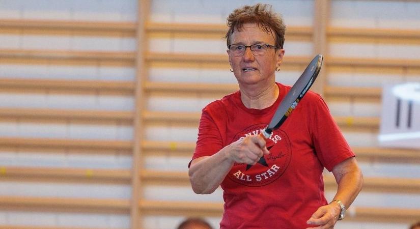 A bólyi pickleball csoport vezetője, Falusi Mihályné a vendégünk