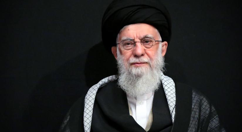 Ebből még baj lesz: Irán legfőbb vezetője utasítast adott arra, hogy csapjanak le Izraelre