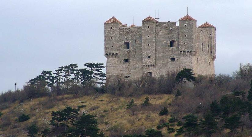 A soha meg nem hódított horvát vár: a Nehaj-erőd