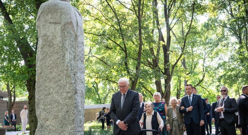 Bocsánatot kért Varsóban a a német elnök a második világháborús náci bűntettekért