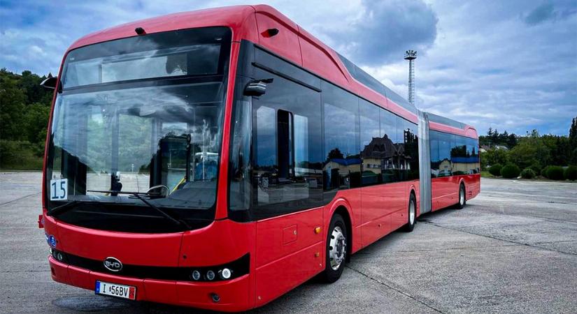 Buszra fel! Új elektromos járgányt tesztelhetünk Pécsen