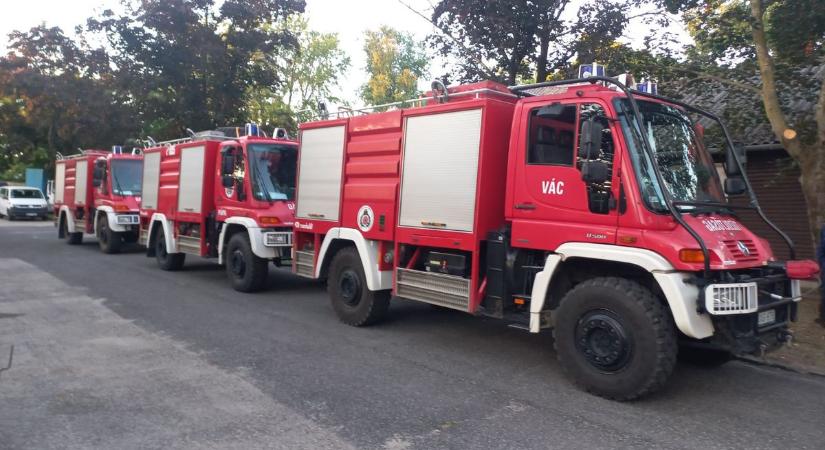 Veszprémi és pápai tűzoltók is segítenek az észak-macedóniai erdőtüzek oltásában