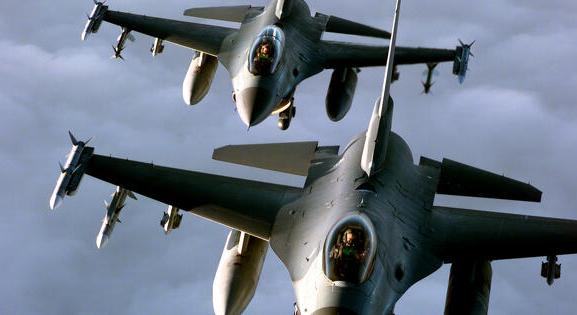 Fordulat jön a háborúban? Megérkeztek az első F-16-osok Ukrajnába