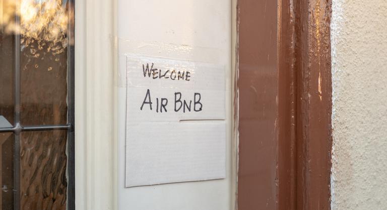 Ügydöntő szavazás lesz Terézvárosban az airbnb-ről
