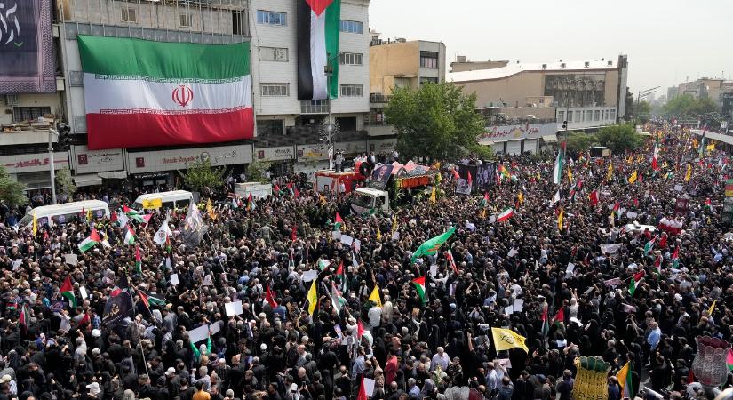 Ezrek vettek részt Teheránban a megölt Hamász-vezető gyászszertartásán