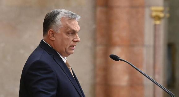 Orbán Viktor az éjszaka százmilliárd forint sorsáról döntött