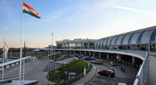 Megszólalt a Miniszterelnökség a reptér nyereségéről: 16 év alatt megtermelheti a véteárat