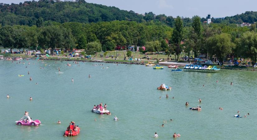 Meghalt egy idős férfi a Balatonban