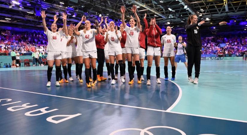Párizsi olimpia: a legjobb nyolc között a női kézilabdacsapat