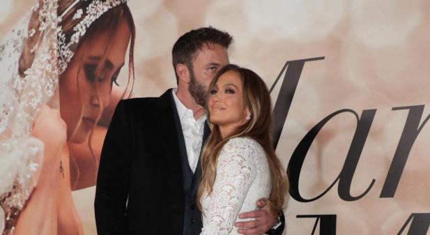 Ben Affleck és Jennifer Lopez véglegesítették a válókeresetet
