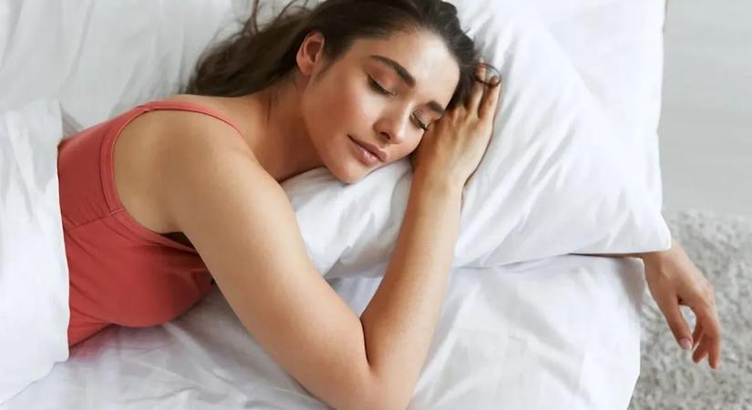 Ez az egyszerű esti rutin lehet a jobb alvás kulcsa