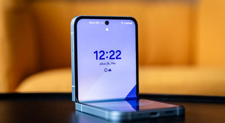 Felnőtt a nagyokhoz a Samsung kagylótelefonja, de elég lesz ez a csúcson maradáshoz?