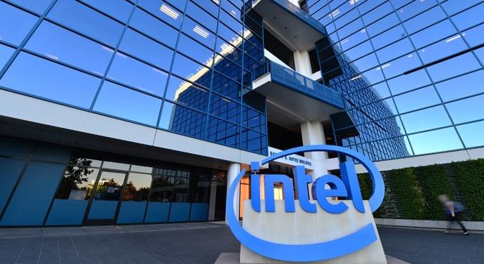 15 ezer embert bocsájt el az Intel, miután az utóbbi hónapok során nem termelt profitot a hardvergyártó cég
