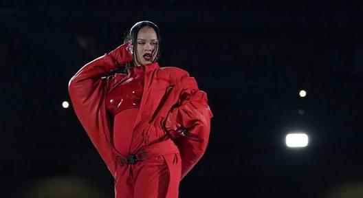 Fotókkal köszönti Rihanna és ASAP Rocky a második gyermekük első szülinapját