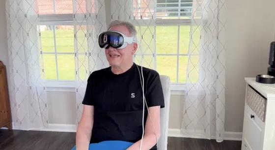 Beültették az agyába a chipet, a gondolataival vezérli az Apple Vision Prót a 64 éves beteg férfi
