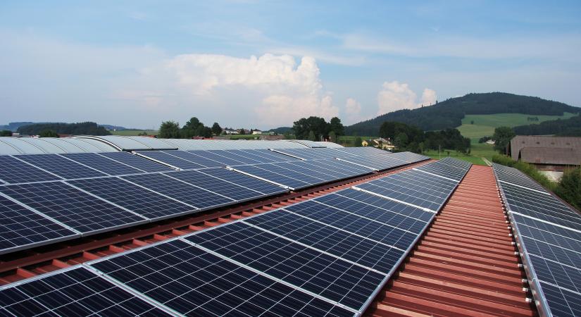 Energiaügyi Minisztérium: ismét megdőlt az ipari naperőművek termelési csúcsa