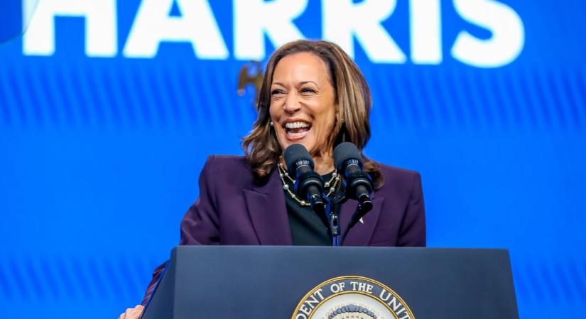 Kamala Harris egyszer indiai, egyszer fekete