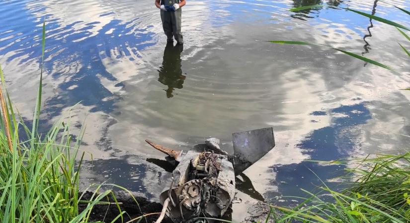 Egy kijevi tóban orosz X-101-es típusú cirkálórakéta maradványait találták meg