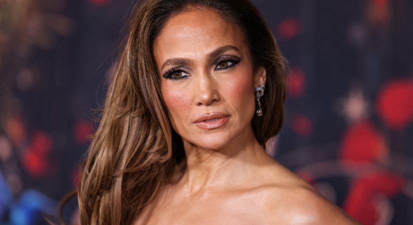 Jennifer Lopez nappalija ettől annyira stílusos – klasszikus eleganciát képvisel