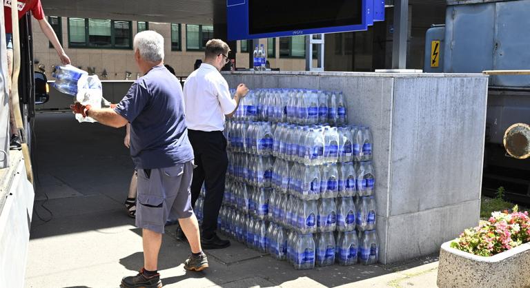 Nem ért egyet a hőségpénz elosztásával a Vasutasok Szakszervezete