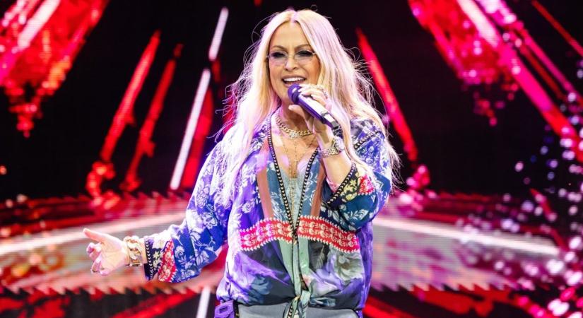 Anastacia: Azt hittem, agydaganatom van, de csak klimaxoltam