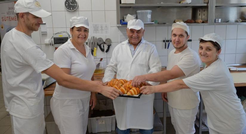 Juhtúróval töltött croissant-nal nyertek