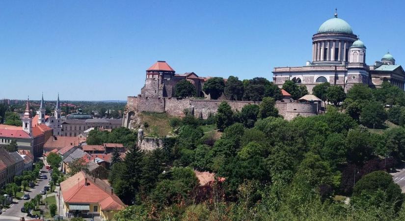 Lendületben a turizmus: 150 ezren szálltak meg eddig Komárom-Esztergomban