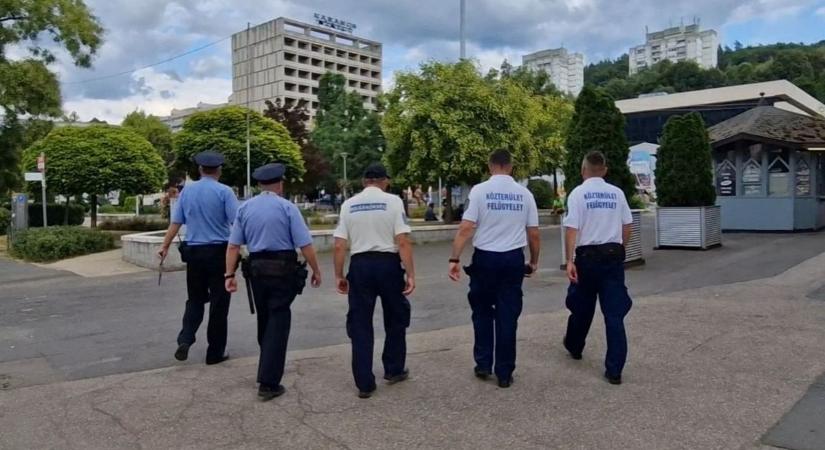 A társszervekkel együtt lépnek fel Salgótarján biztonságáért a rendőrök
